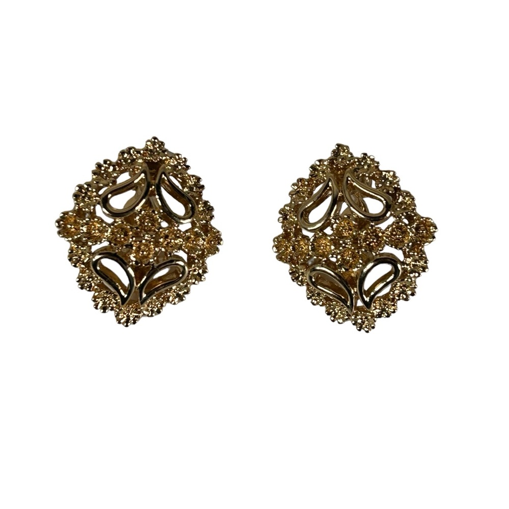 1990s Vintage  SIGNED MONET Oval TEXTURED GOLD TONE METAL clip on EARRINGS